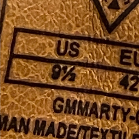 Men’s Guess Black Dress Show 9.5 - Picture 5 of 6